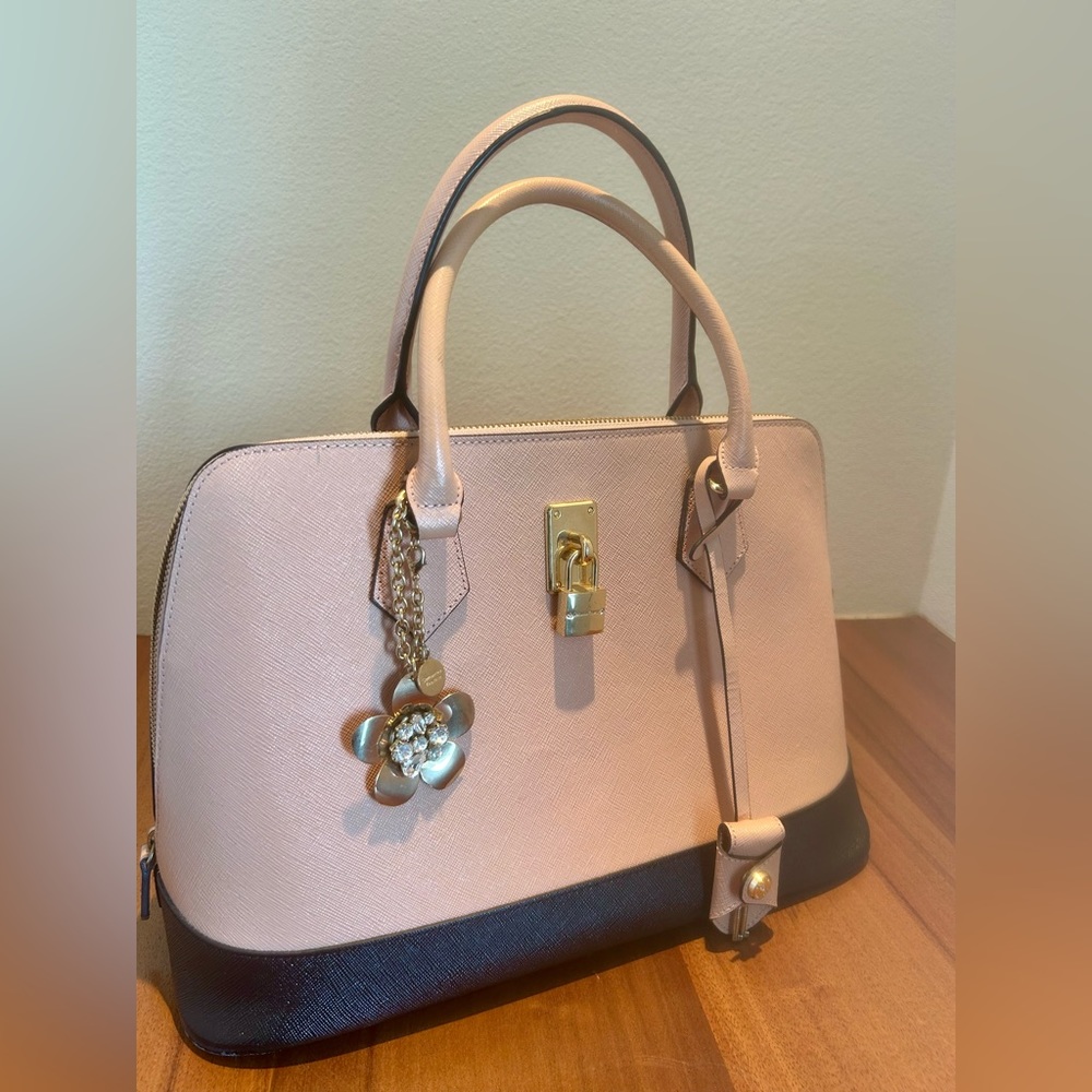 Samantha Thavasa Japanese Luxury Brand Handbag